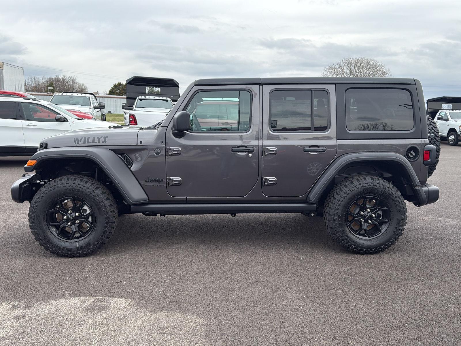 2025 Jeep Wrangler Willys photo 3