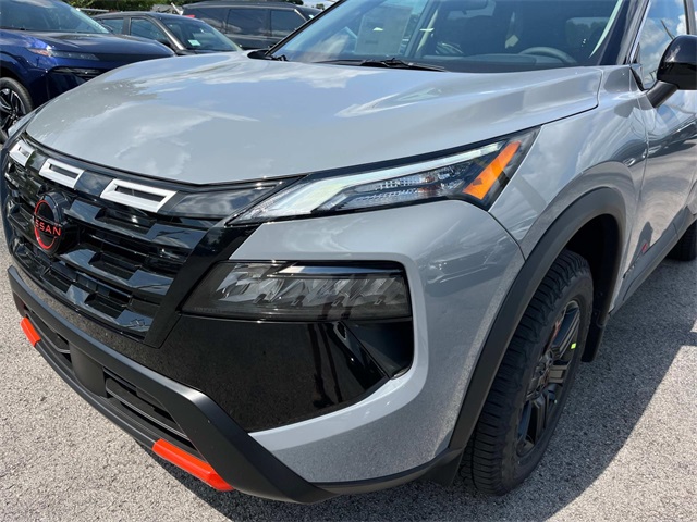 2026 Nissan Rogue SV photo 6