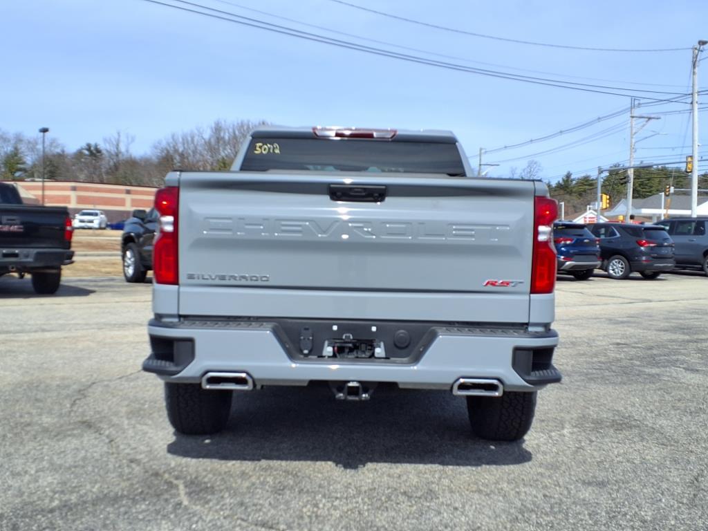 2025 Chevrolet Silverado 1500 RST photo 4