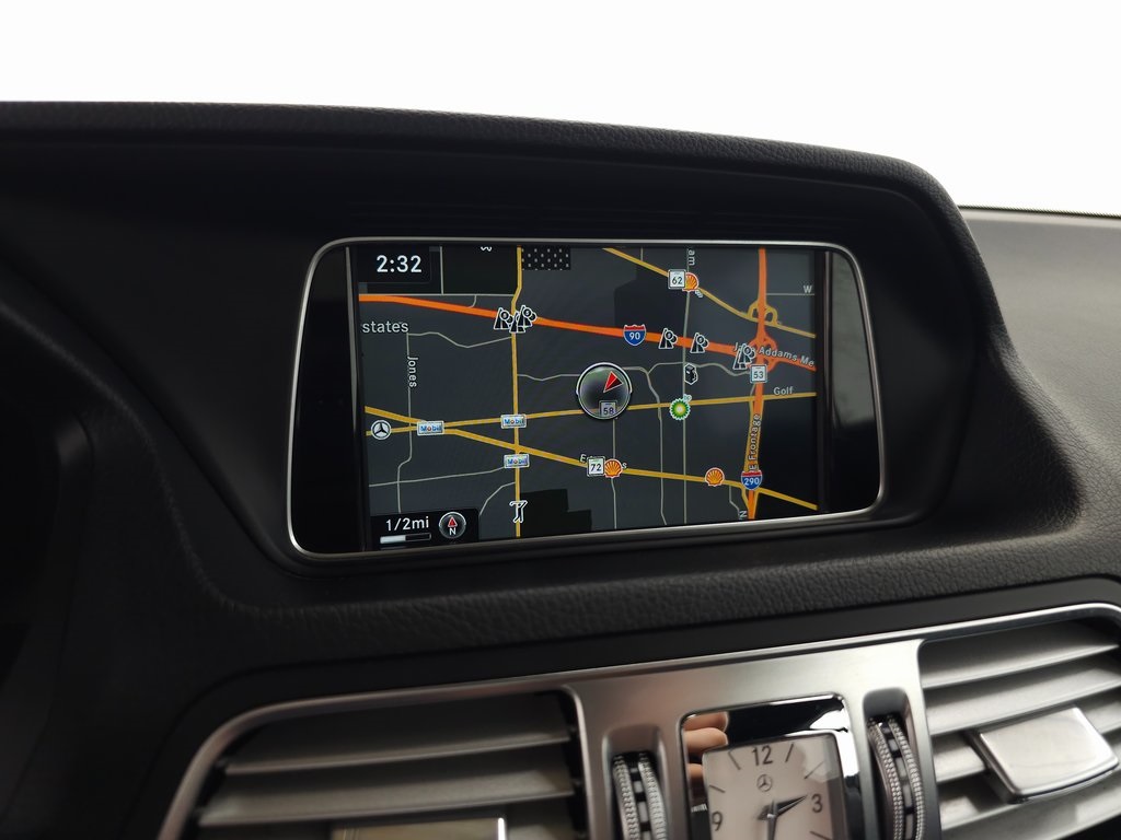 2016 Mercedes Benz E 400 4MATIC photo 16