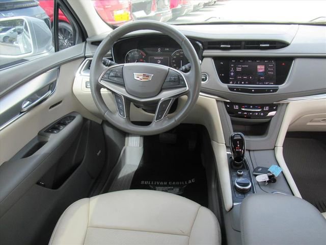 2020 Cadillac XT5 Premium Luxury photo 11