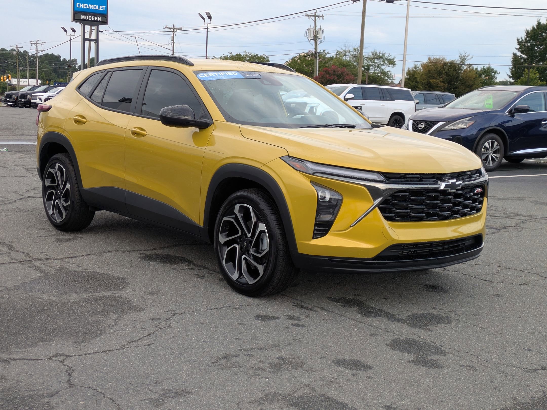 2025 Chevrolet Trax photo 3