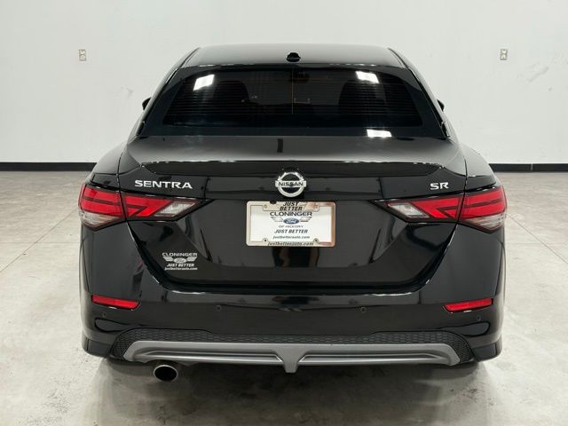 2023 Nissan Sentra SR photo 7