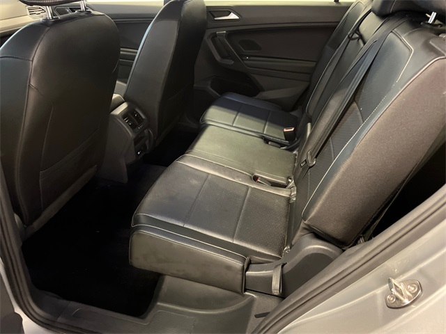 2021 Volkswagen Tiguan SE R-Line Black photo 15