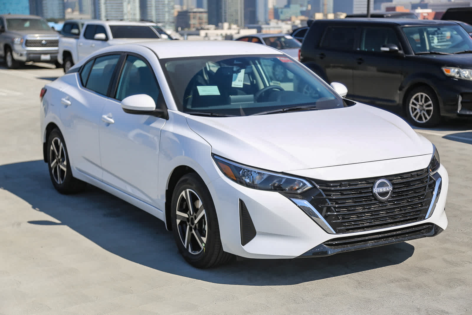 2025 Nissan Sentra SV photo 3