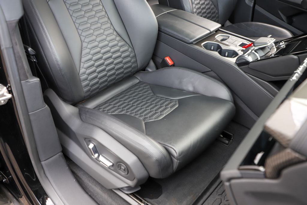 2021 Lamborghini Urus photo 58