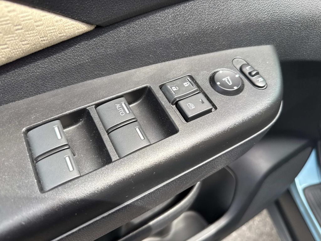 2015 Honda CR-V EX photo 19