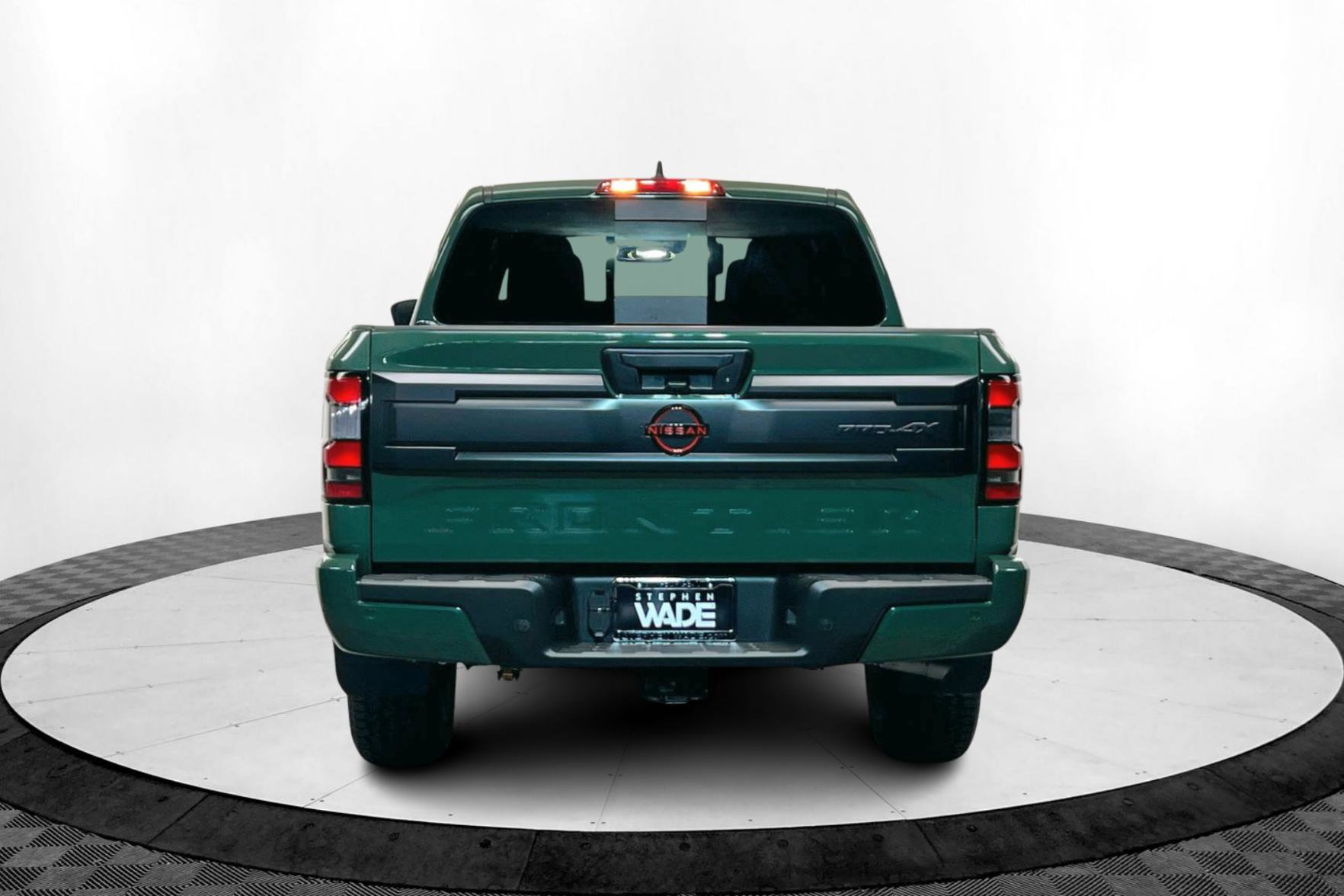 2025 Nissan Frontier PRO-4X photo 4