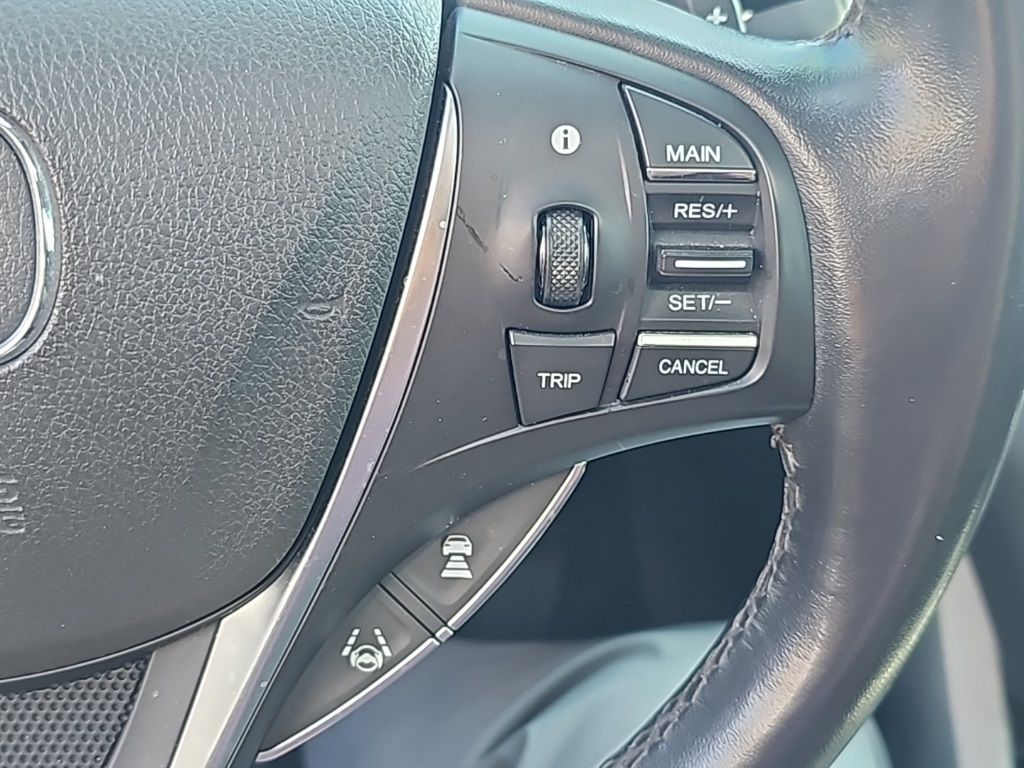 2016 Acura TLX SH-AWD Advance photo 11