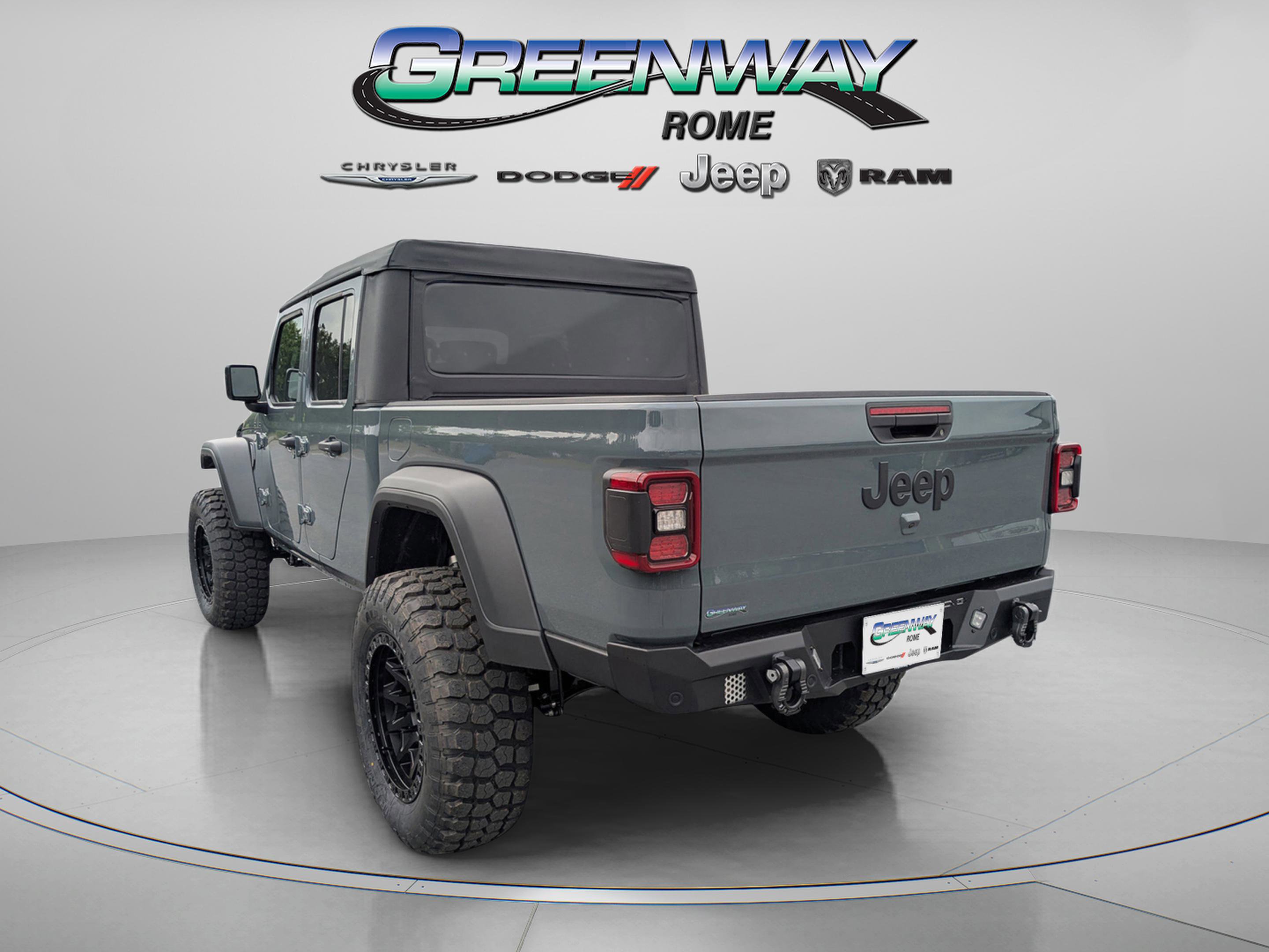 2025 Jeep Gladiator Sport S photo 4