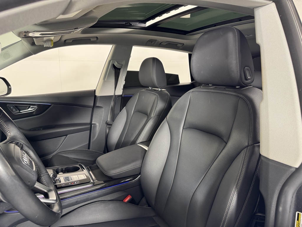 2020 Audi Q8 55 Prestige photo 5