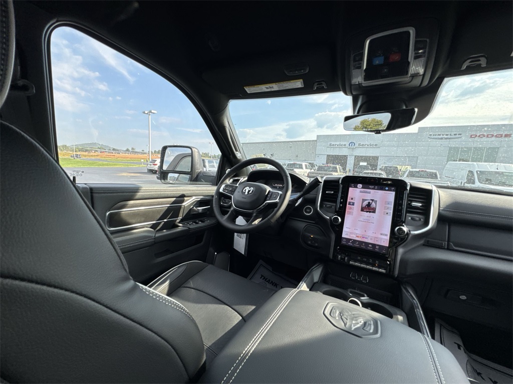 2026 Ram 3500 Laramie photo 14