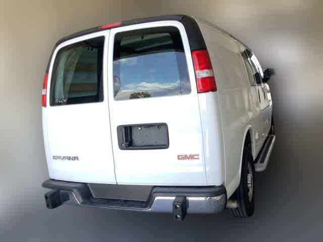 2023 Gmc Savana 2500 Cargo photo 3