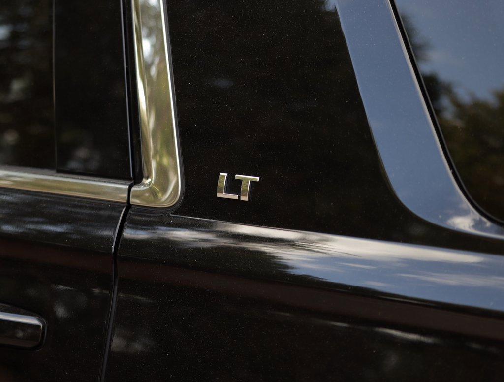 2017 Chevrolet Tahoe LT photo 37