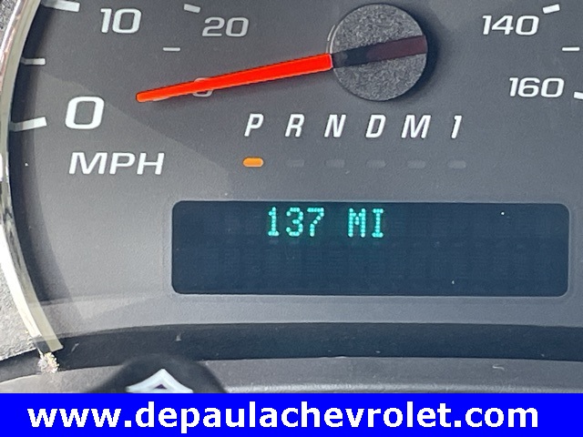 2025 Chevrolet Express 2500 Work Van Cargo photo 2