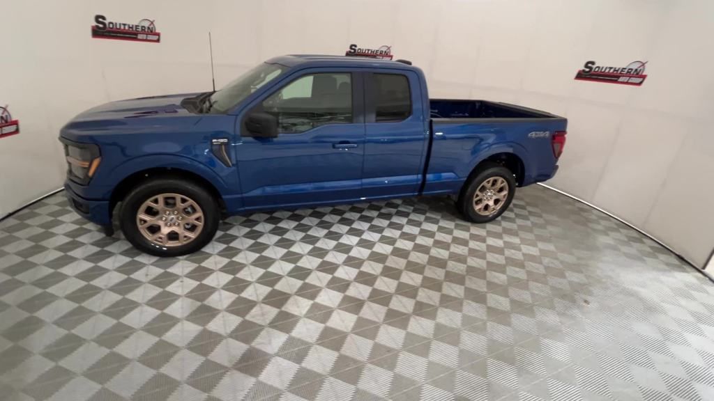 2025 Ford F-150 STX photo 5