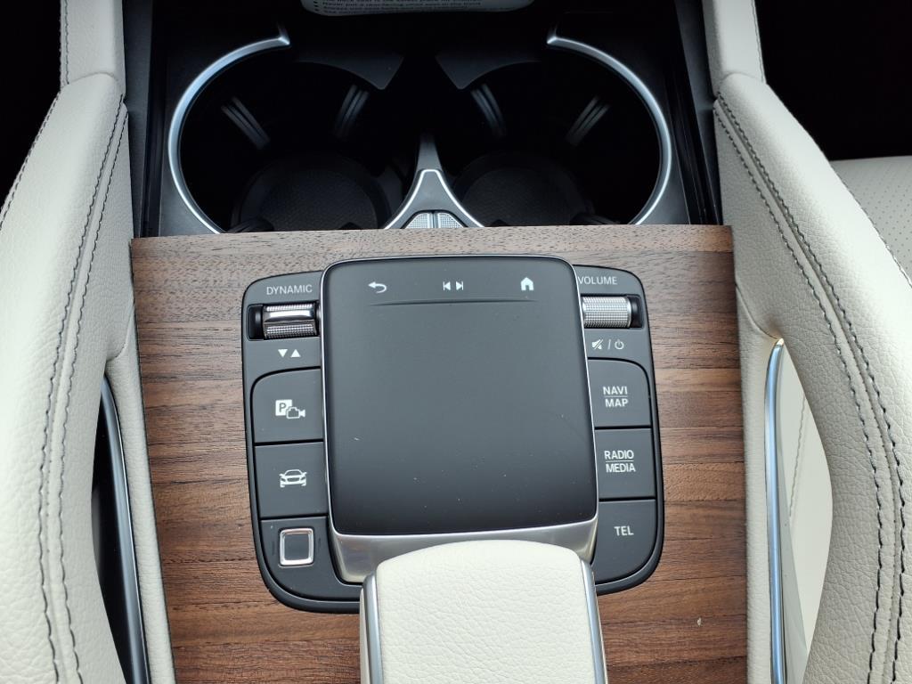 2025 Mercedes Benz GLE 450e 4MATIC photo 8