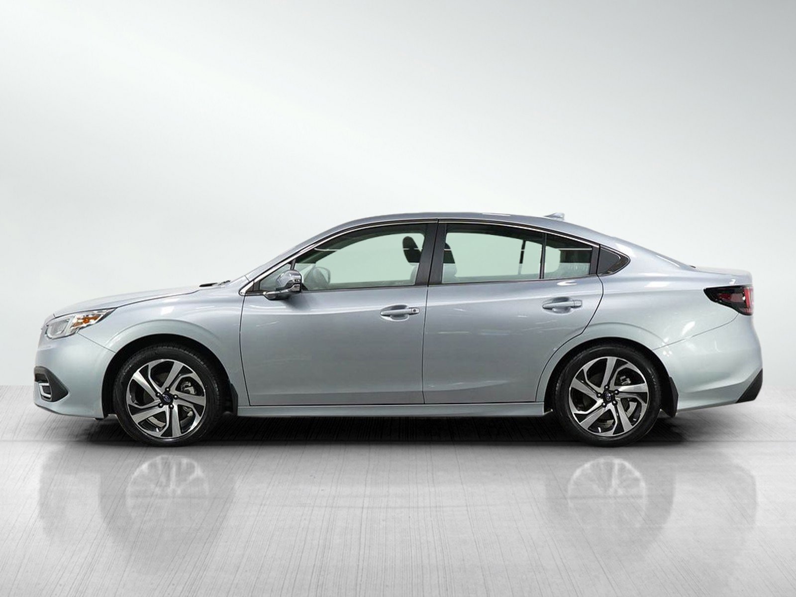 Used 2021 Subaru Legacy Limited with VIN 4S3BWGN61M3014345 for sale in Burnsville, Minnesota
