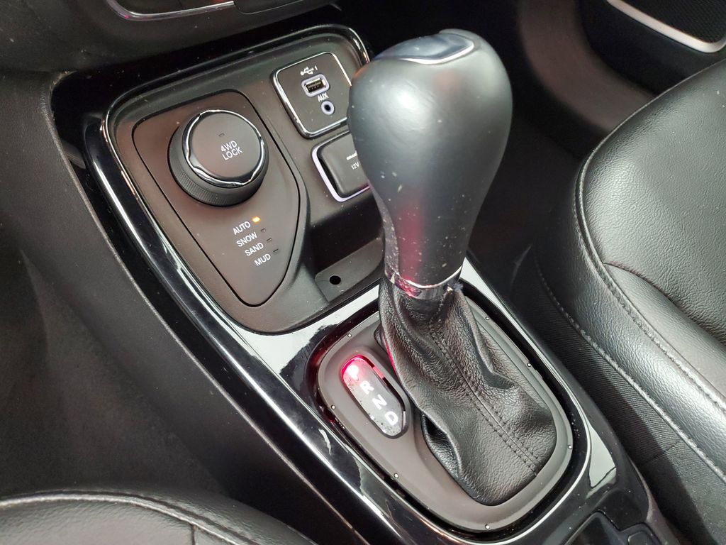 2021 Jeep Compass Altitude photo 18