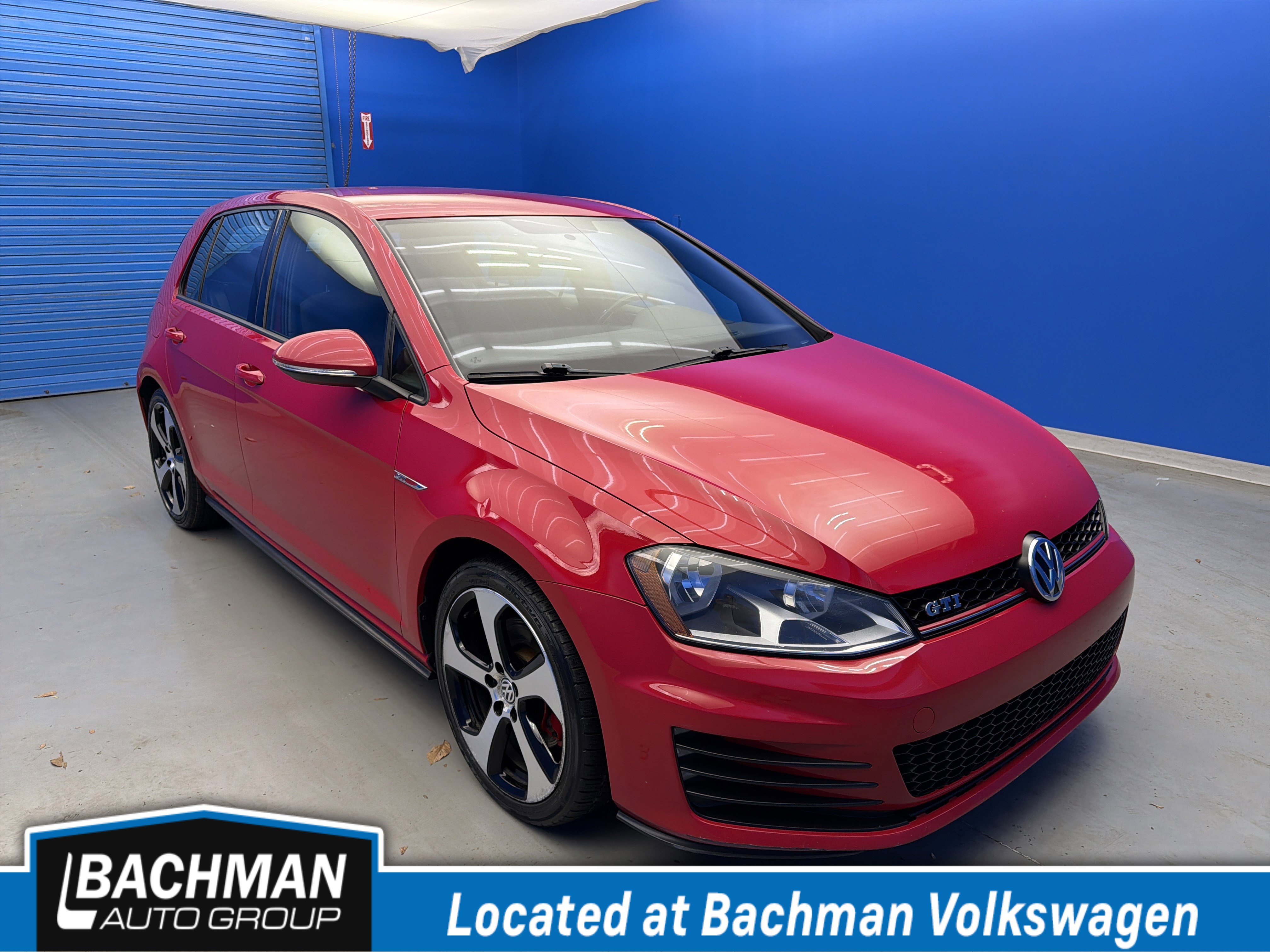 2017 Volkswagen Golf GTI S's photo