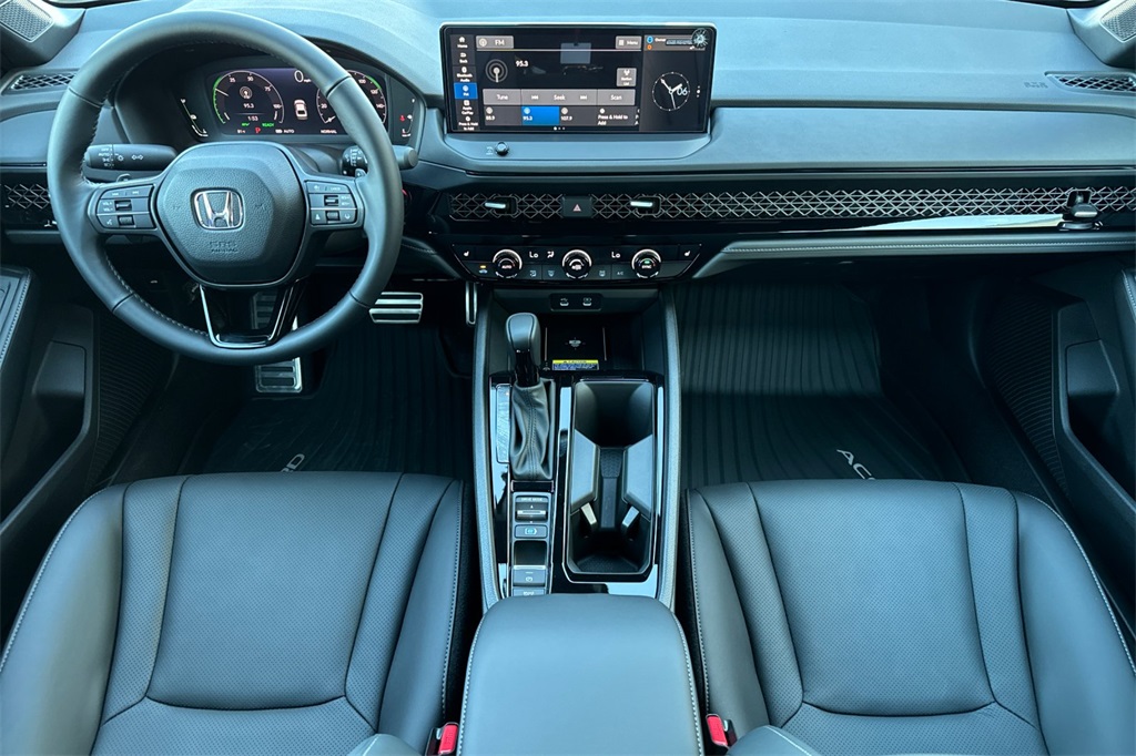 2025 Honda Accord Hybrid Sport-L photo 11
