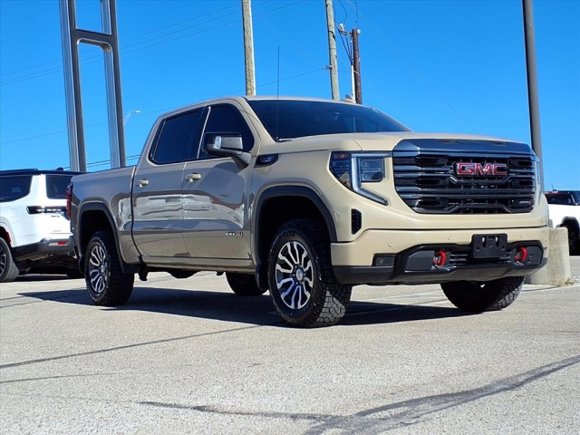2023 GMC Sierra 1500 AT4's photo