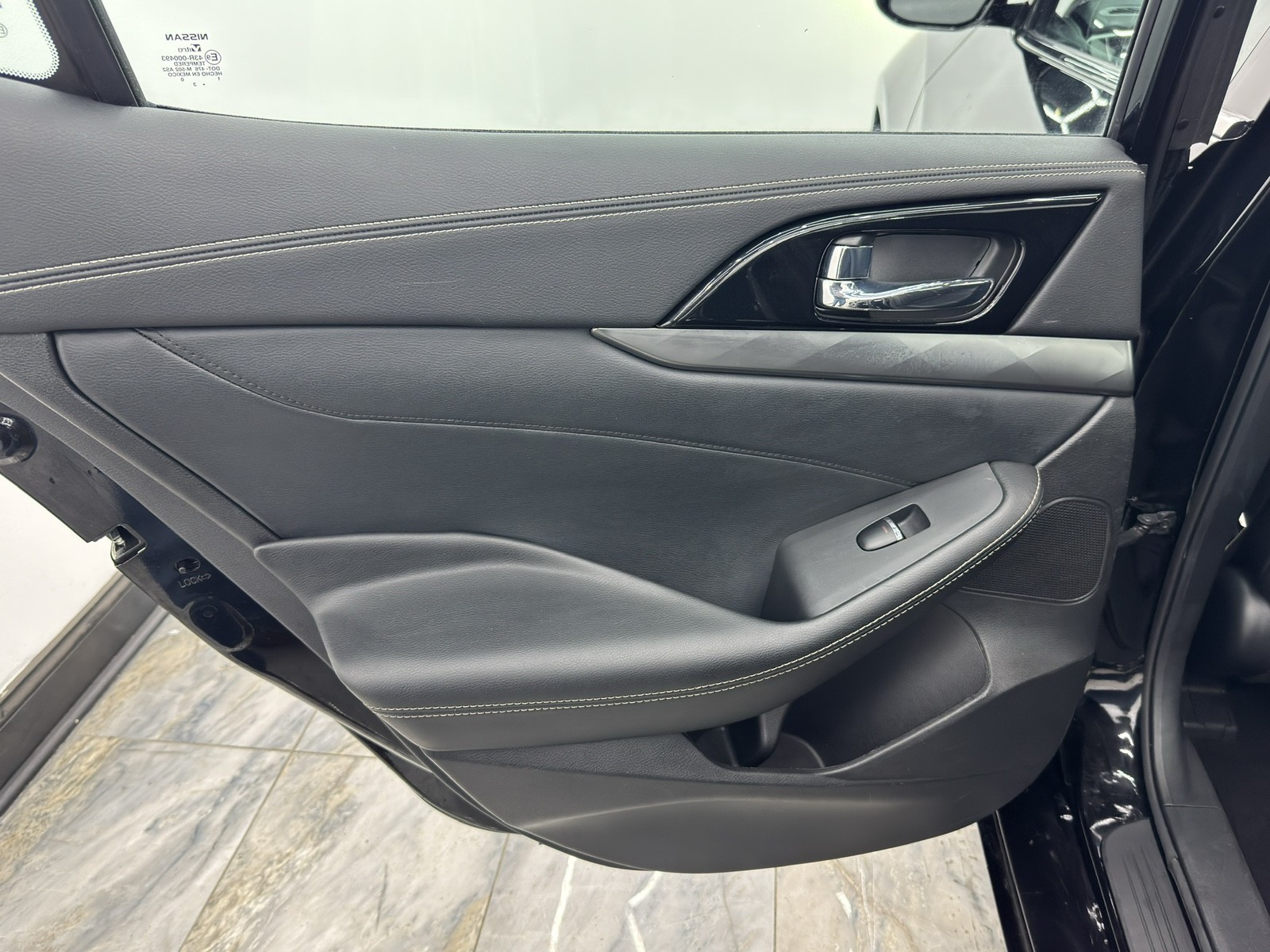 2023 Nissan Maxima SV photo 42