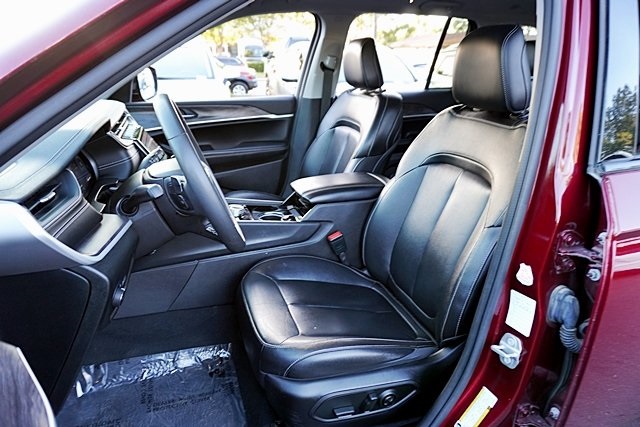 Used 2023 Red Jeep Limited image 14