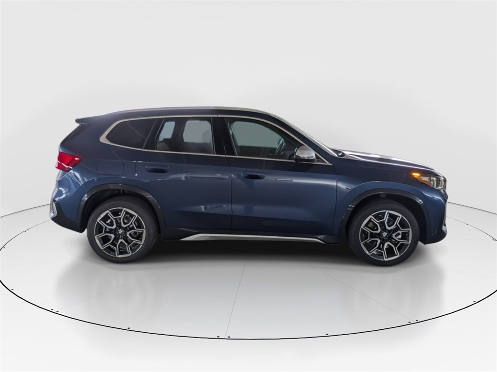 2025 Bmw X1 XDrive28i photo 3