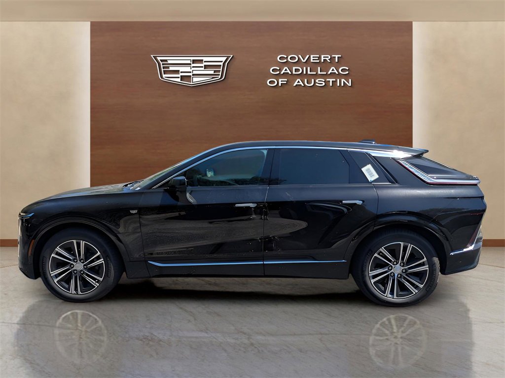 2026 Cadillac Lyriq Luxury photo 4