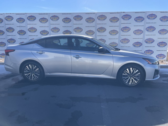 2024 Nissan Altima SV