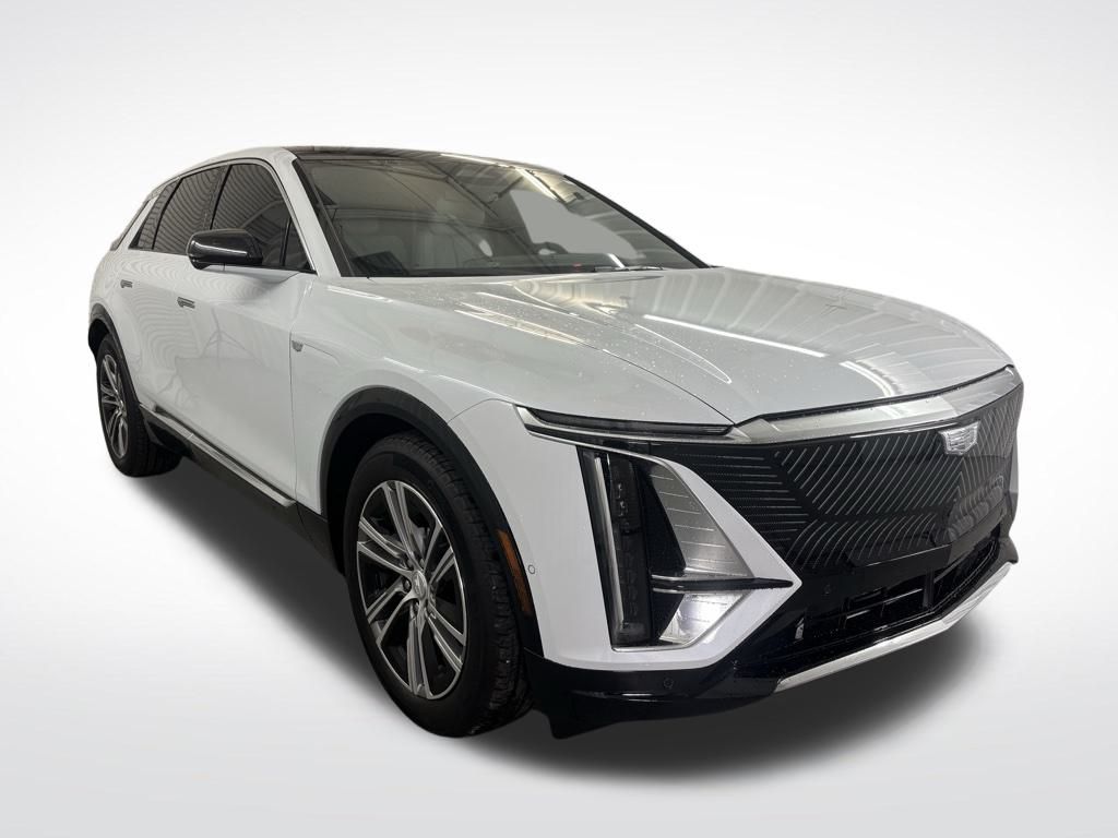 2026 Cadillac LYRIQ Luxury's photo