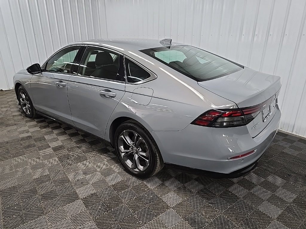 2023 Honda Accord Hybrid EX-L photo 9