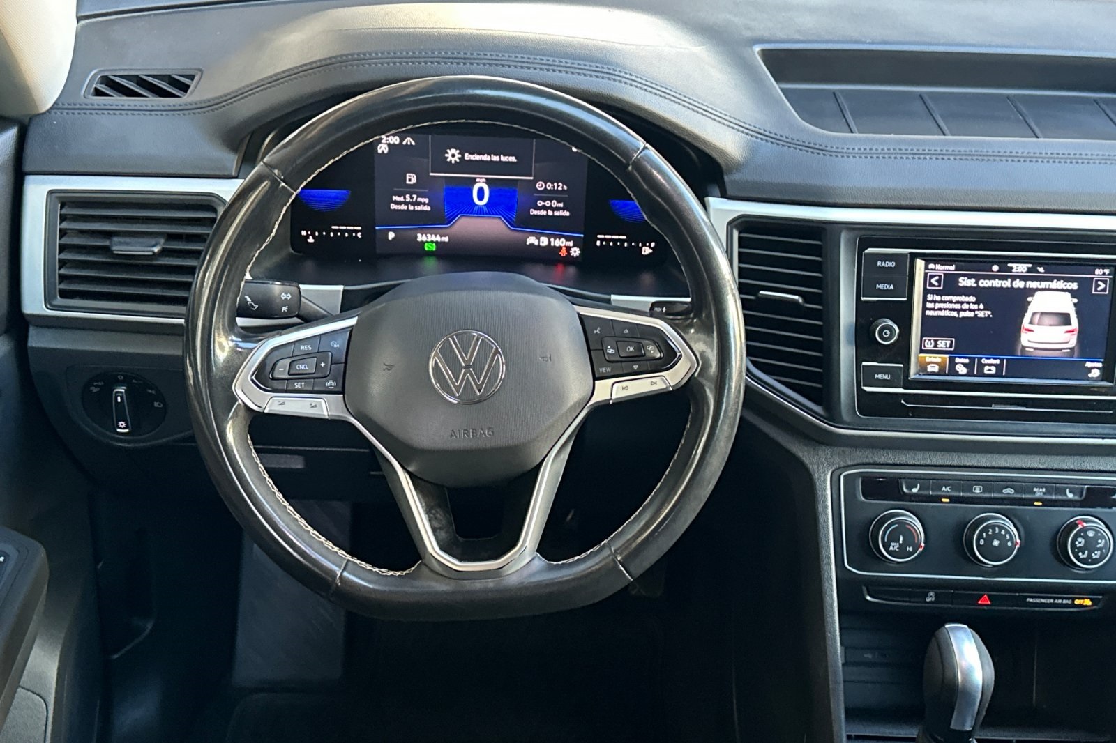2022 Volkswagen Atlas SE photo 14