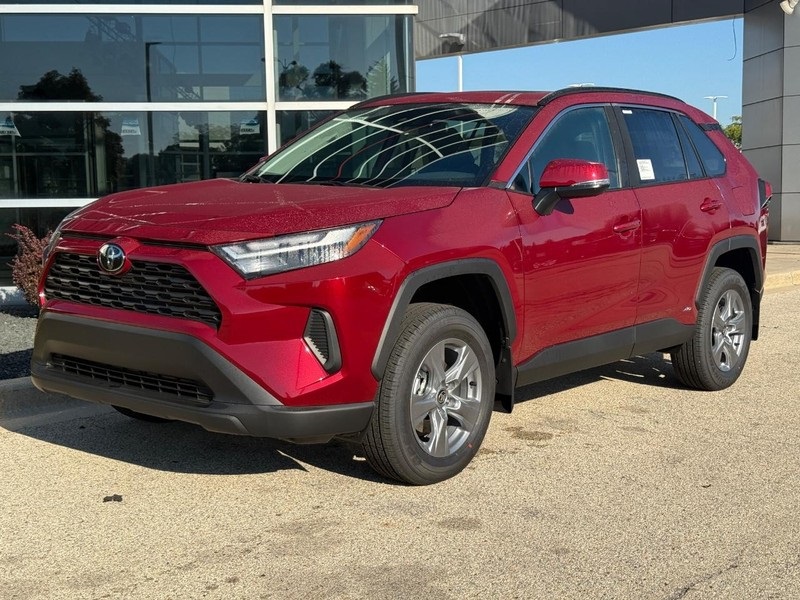 2025 Toyota RAV4 Hybrid XLE photo 8