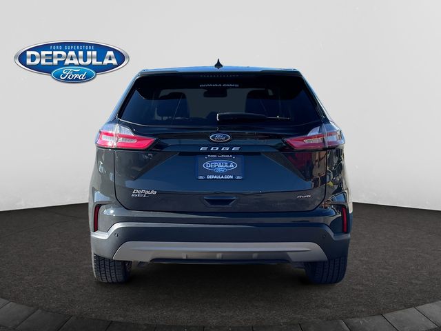 2021 Ford Edge SEL photo 5