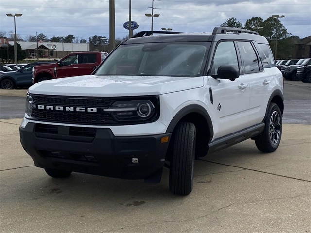 2025 Ford Bronco Sport Outer Banks photo 8