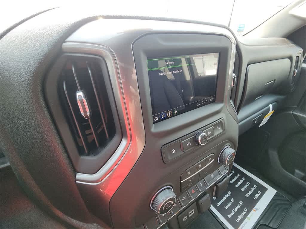 2025 Chevrolet Silverado 2500HD Custom photo 18