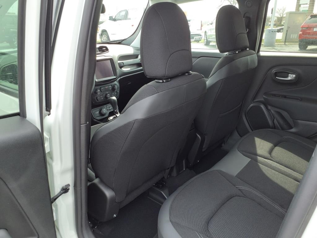 2023 Jeep Renegade Altitude photo 11