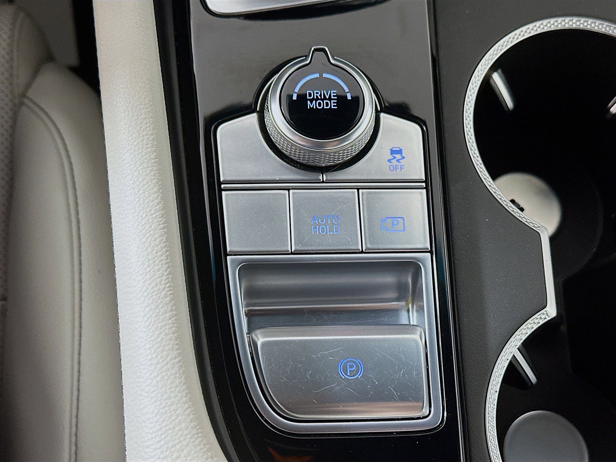 2025 Genesis G70 2.5T photo 19
