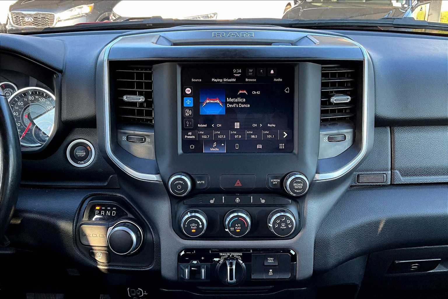 2023 Ram 1500 Big Horn photo 6