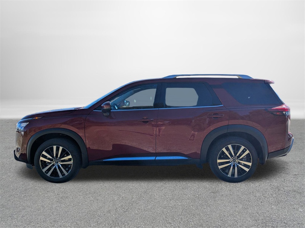 2025 Nissan Pathfinder Platinum photo 4