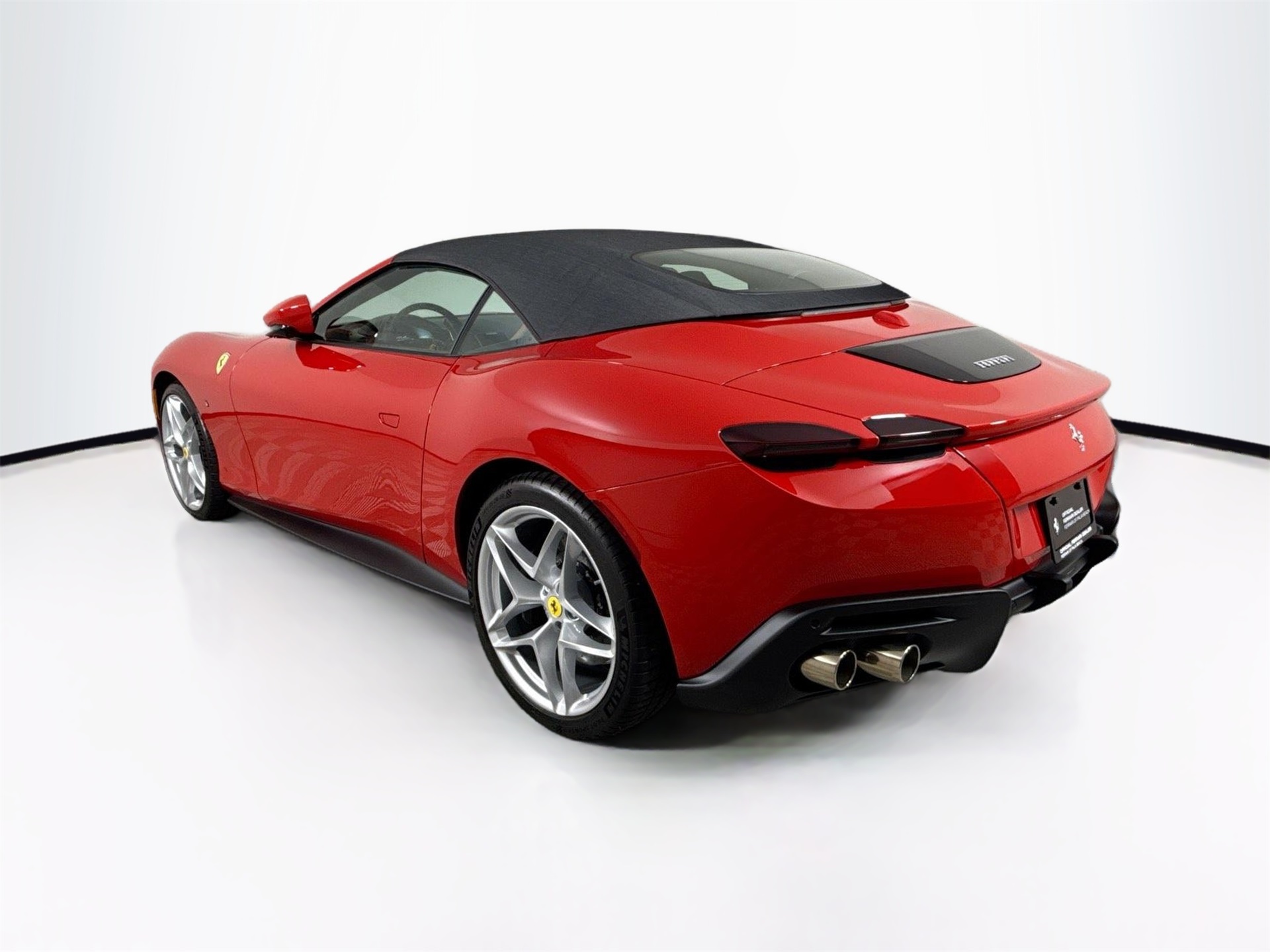 2024 Ferrari Roma Base photo 5