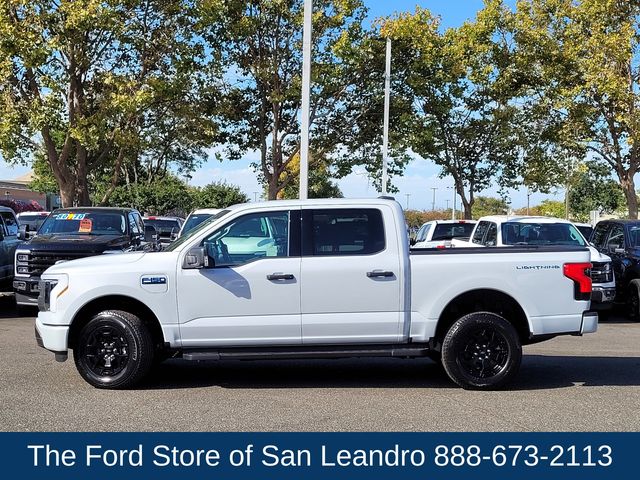2025 Ford F-150 Lightning XLT photo 4