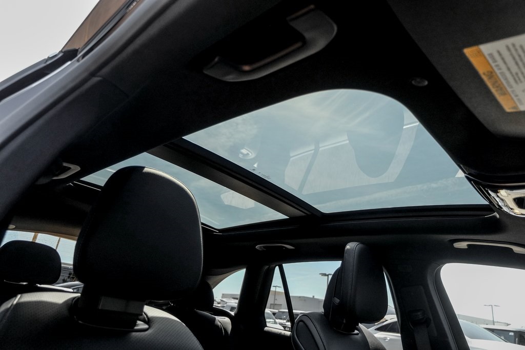 2025 Mercedes Benz GLC 300 4MATIC photo 19