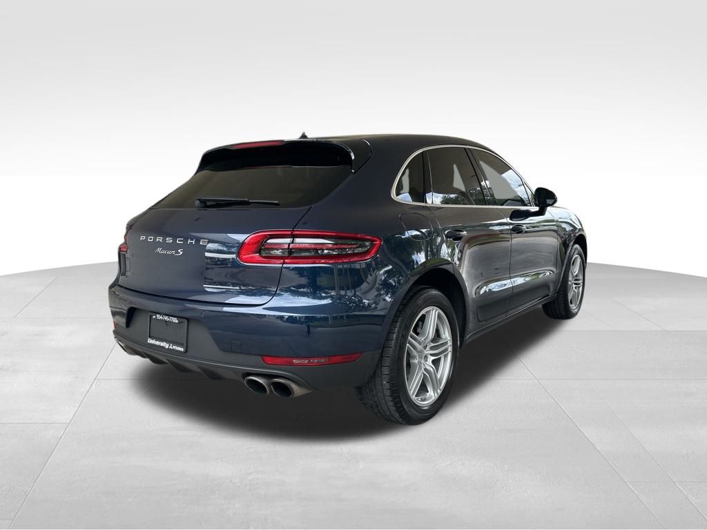2015 Porsche Macan S photo 3