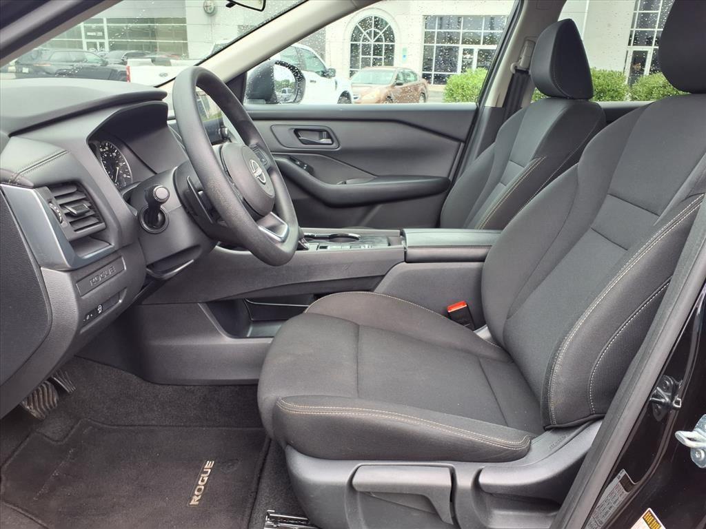 2024 Nissan Rogue S photo 2