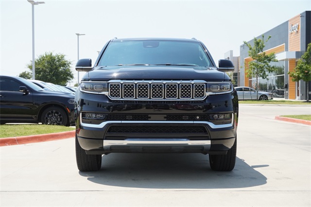 2022 Jeep Grand Wagoneer II photo 2