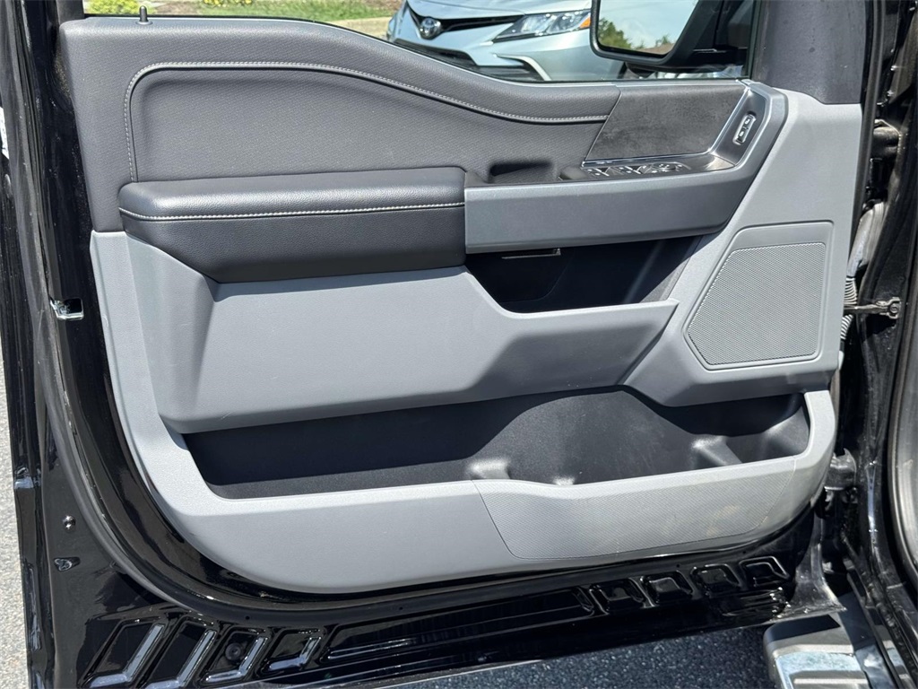 2024 Ford F-150 XLT photo 26
