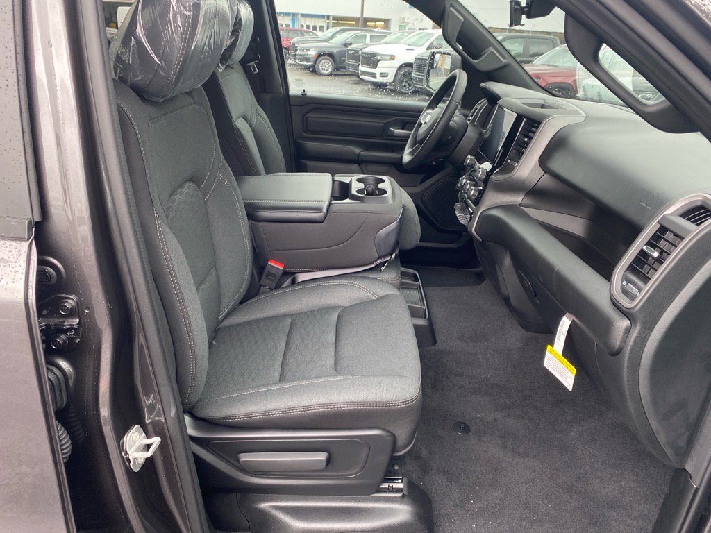 2025 Ram 1500 Tradesman photo 13